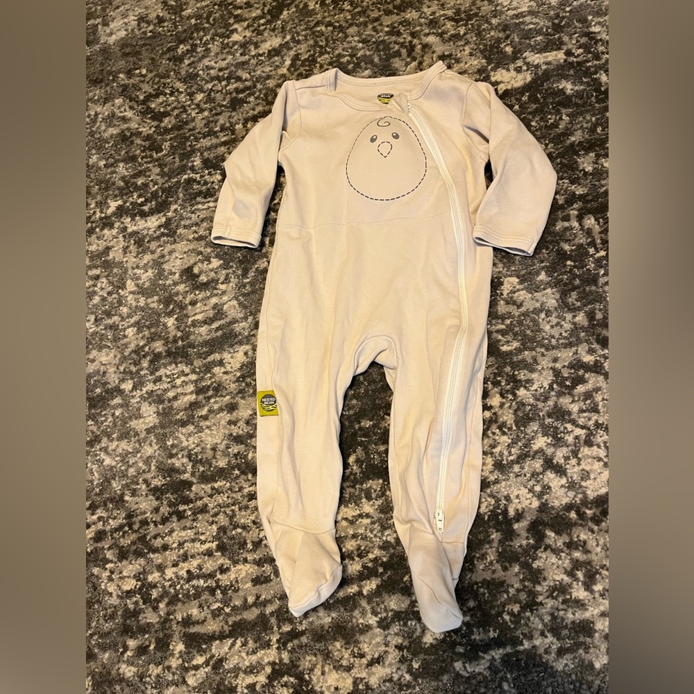 Nested Bean Footie Pajamas size 6-12 months